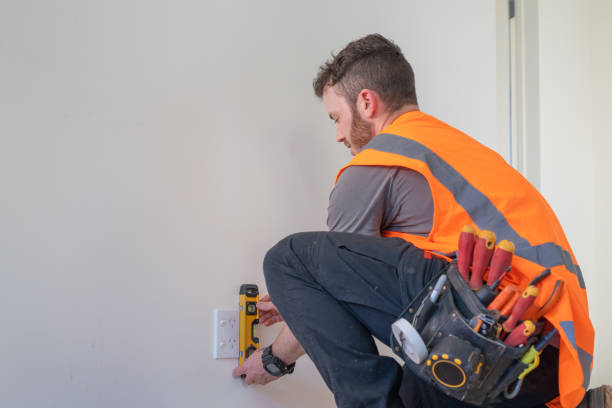 Best Affordable Emergency Electrician  in Seaside, OR